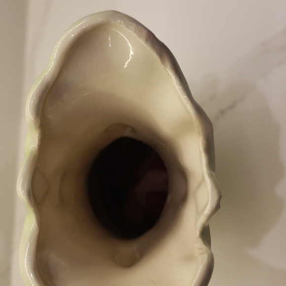 𝅺VINTAGE Ceramic Porcelain Flat Vase ornate handles and top farm picture centre - Picture 8 of 11